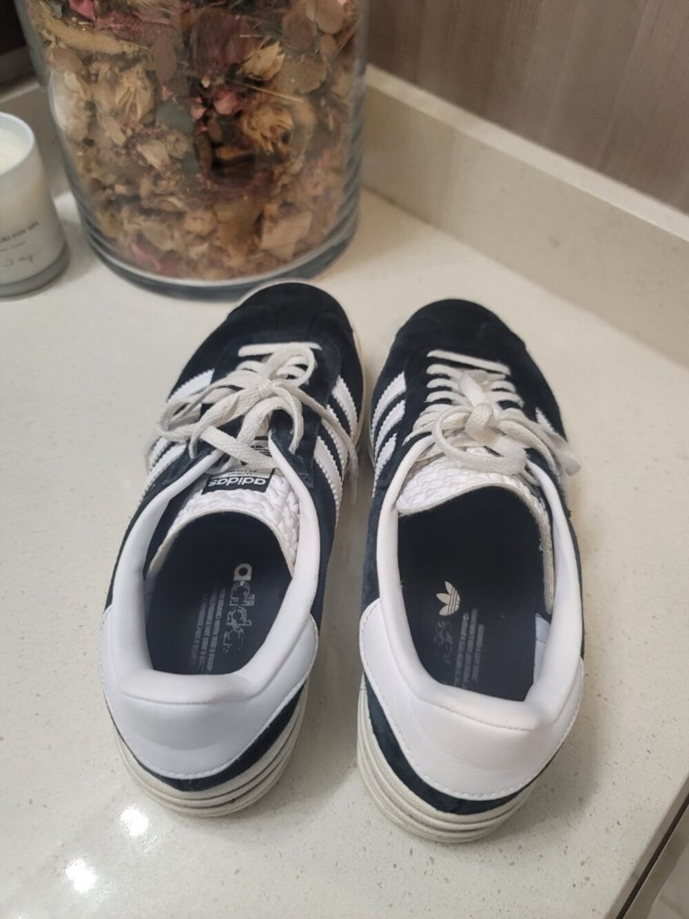 Adidas Women's Gazelle Bold Sneaker Size 8.5 Black - Picture 10 of 10